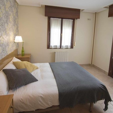 Apartamentos Mugarri Povena ภายนอก รูปภาพ